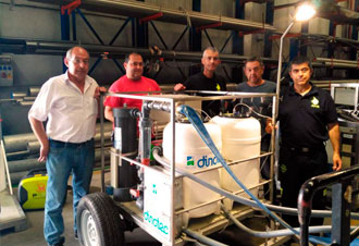 Foto0 - Dinotec recibe a los bomberos APTB en una Jornada de Formación