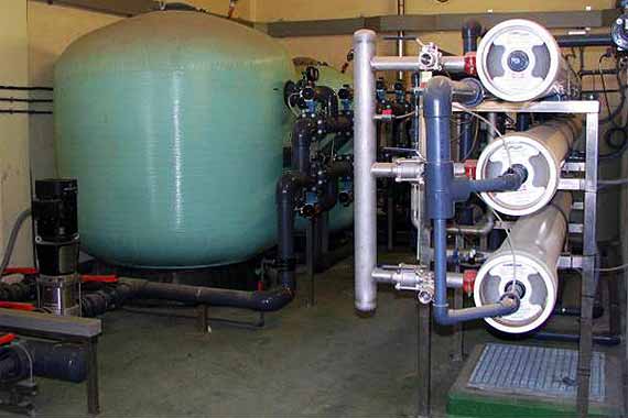 Reverse osmosis treatment plant