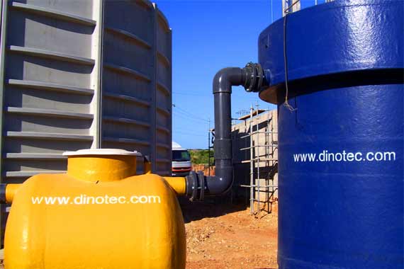 Depósitos industriales y tuberías de tratamiento de agua