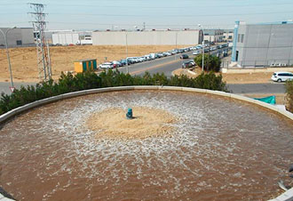 Depósito circular de tratamiento de aguas residuales industriales